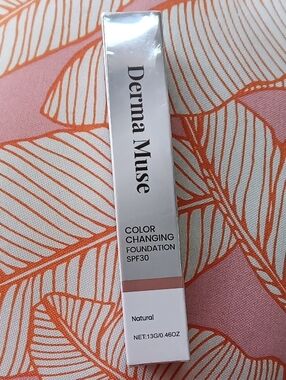 Derma Muse NIB/SEALD Korean Color Adapting Foundation Stick  (NATURAL)